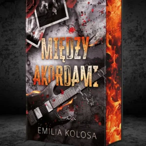 Między Akordami Emilia Kolosa (zakładka gratis)